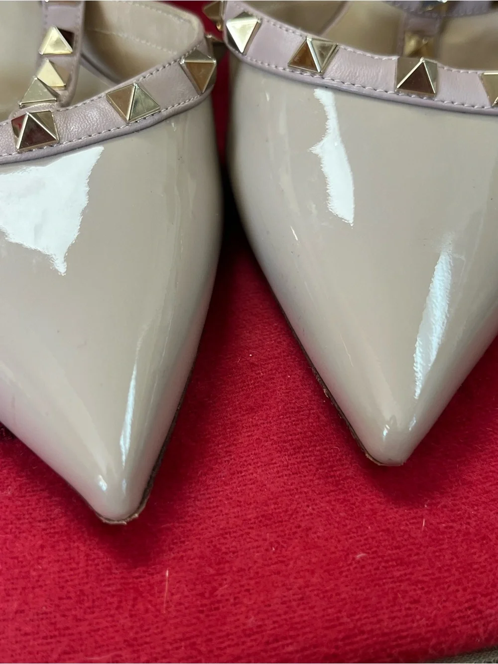 Valentino tan Rockstud shoes, size 9